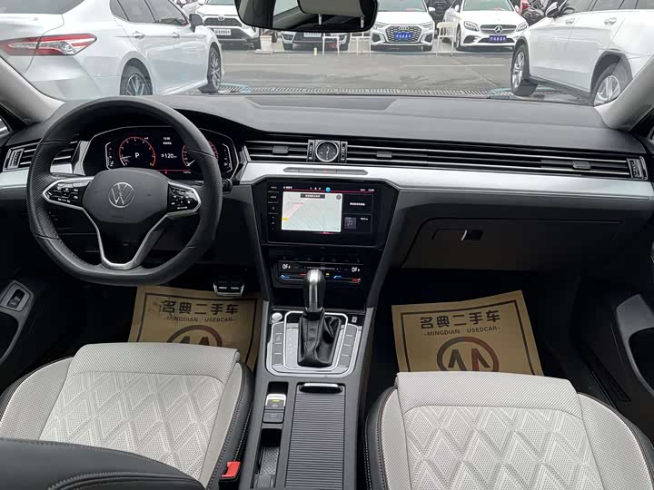 Фото 5 - Volkswagen Magotan