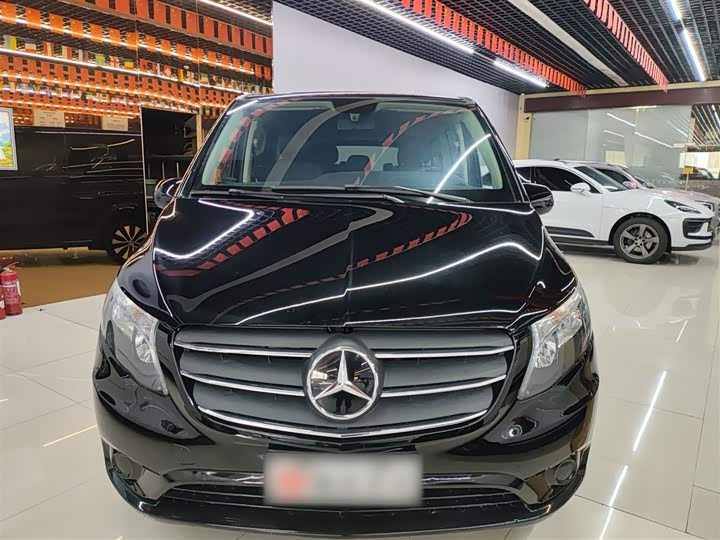 Фото 3 - Mercedes-Benz Vito