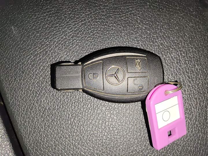 Фото 9 - Mercedes-Benz Vito