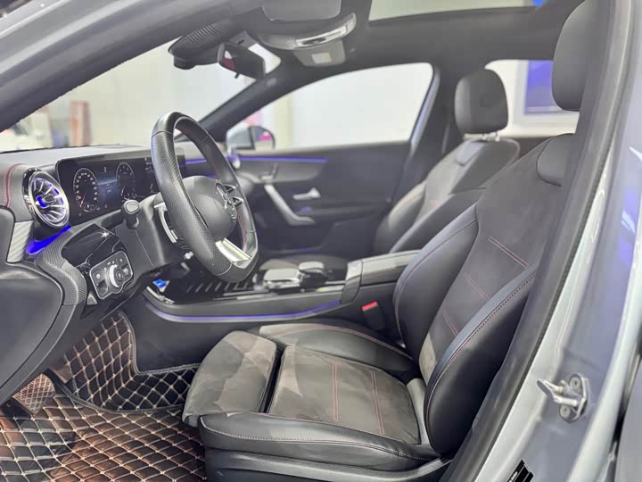 Фото 4 - Mercedes-Benz A-Class