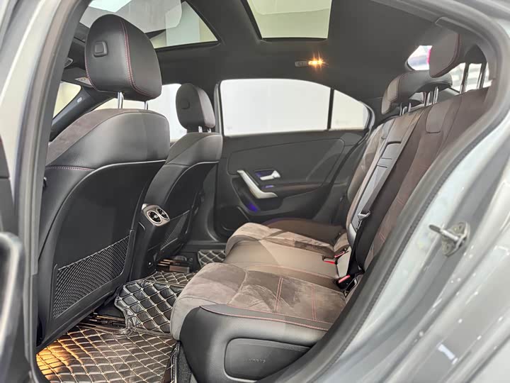 Фото 6 - Mercedes-Benz A-Class