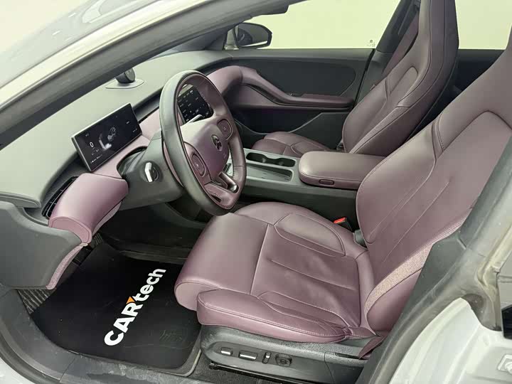 Фото 9 - Nio ET5T