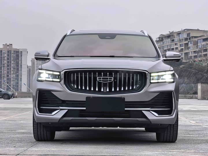 Фото 2 - Geely Monjaro