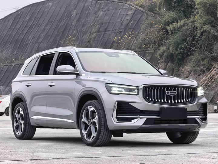 Фото 3 - Geely Monjaro