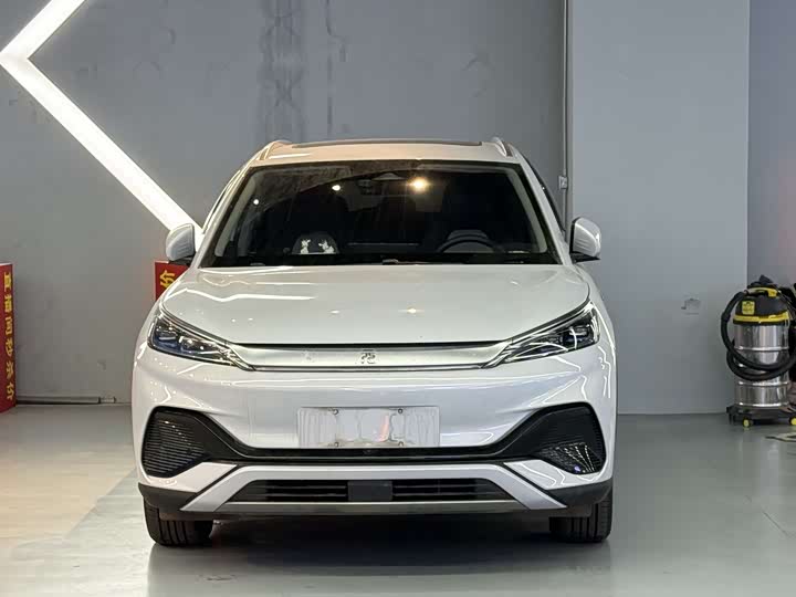 Фото 2 - BYD Yuan Plus