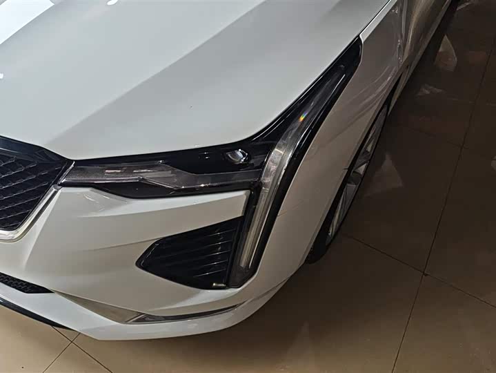 Фото 5 - Cadillac CT4