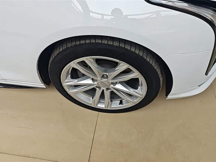 Фото 6 - Cadillac CT4