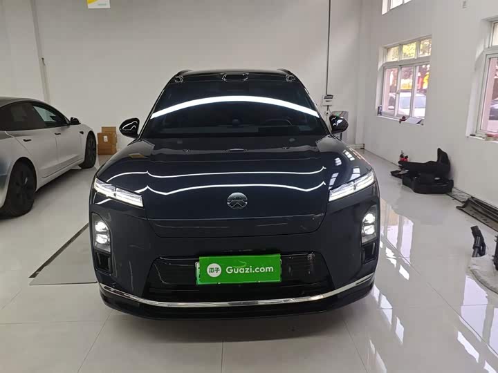 Фото 3 - Nio ES8