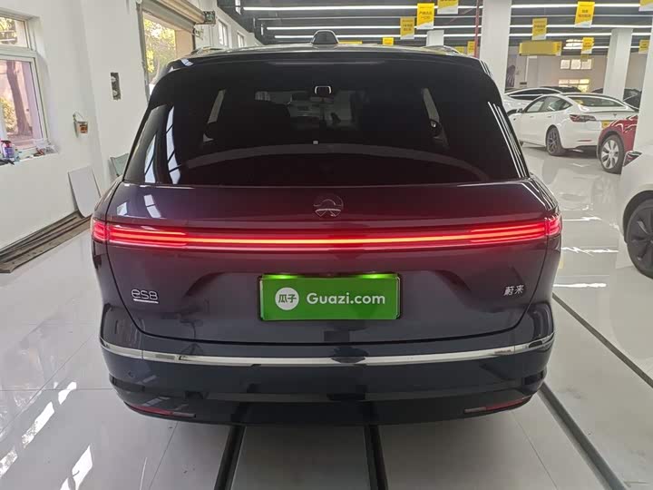 Фото 6 - Nio ES8
