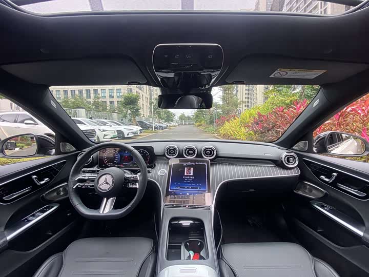 Фото 4 - Mercedes-Benz C-Class