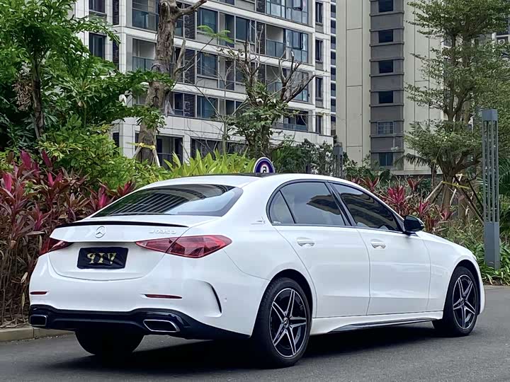 Фото 9 - Mercedes-Benz C-Class