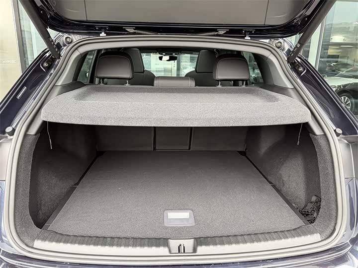 Фото 9 - Audi Q4 e-tron