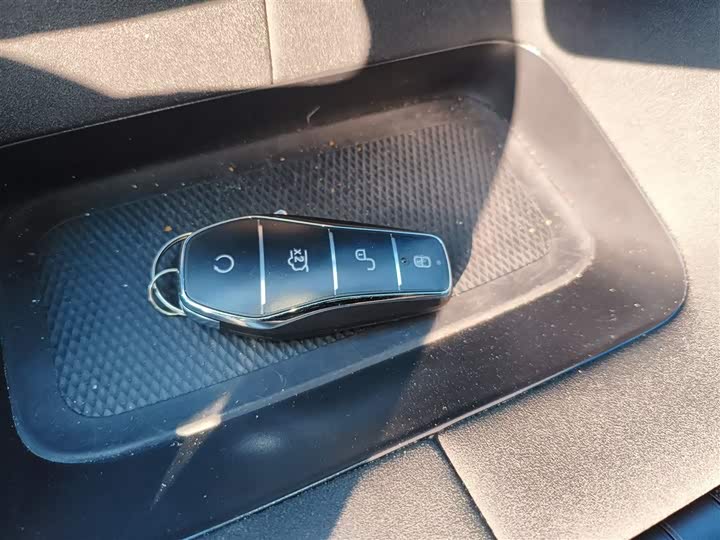 Фото 9 - BYD Dolphin