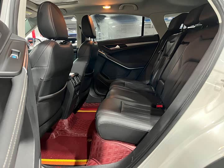 Фото 8 - Ford Territory