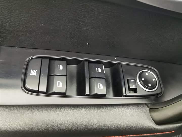 Фото 9 - Kia Sportage GT-line