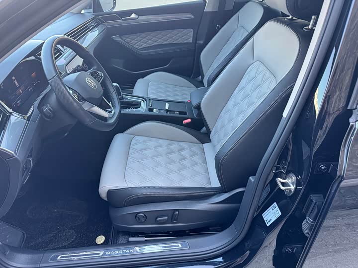 Фото 4 - Volkswagen Magotan