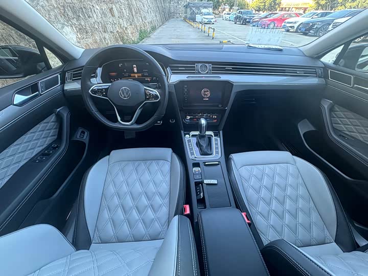 Фото 6 - Volkswagen Magotan