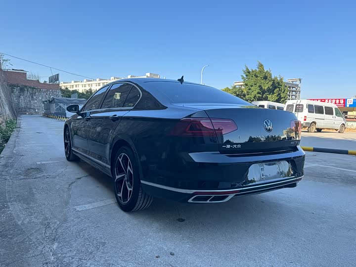 Фото 7 - Volkswagen Magotan