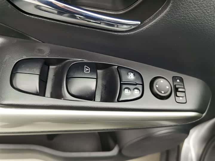 Фото 9 - Nissan Kicks