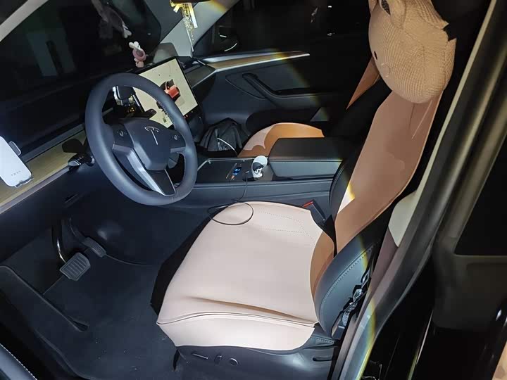 Фото 8 - Tesla Model Y