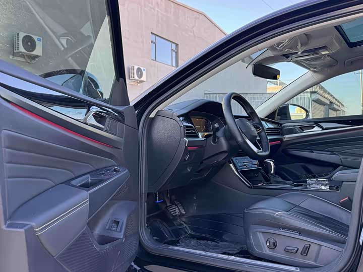 Фото 3 - Volkswagen Passat