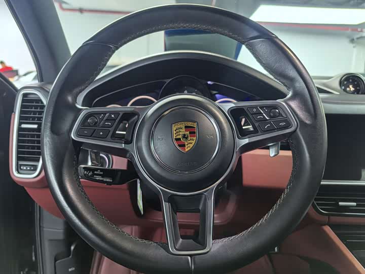 Фото 5 - Porsche Cayenne
