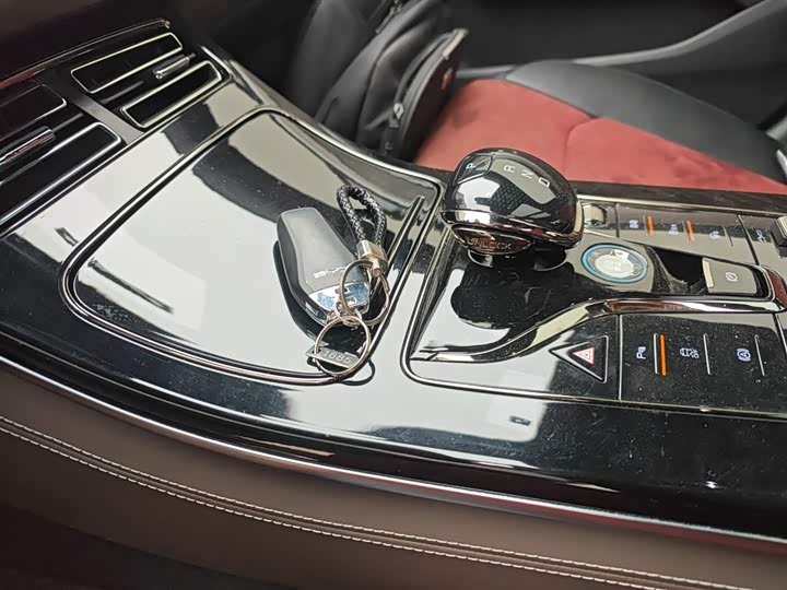 Фото 9 - BYD Han