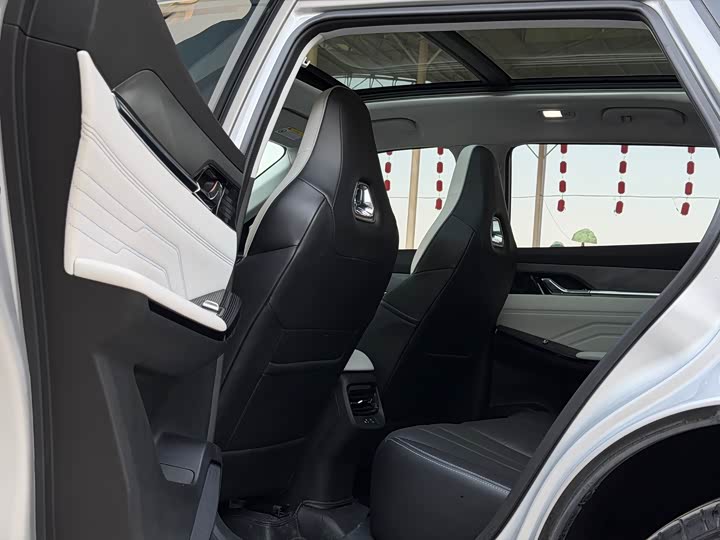 Фото 9 - Dongfeng Aeolus Haohan