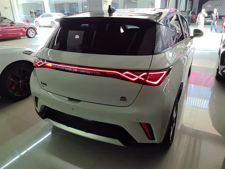 Фото 7 - BYD Dolphin