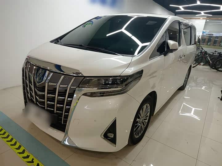 Фото 1 - Toyota Alphard