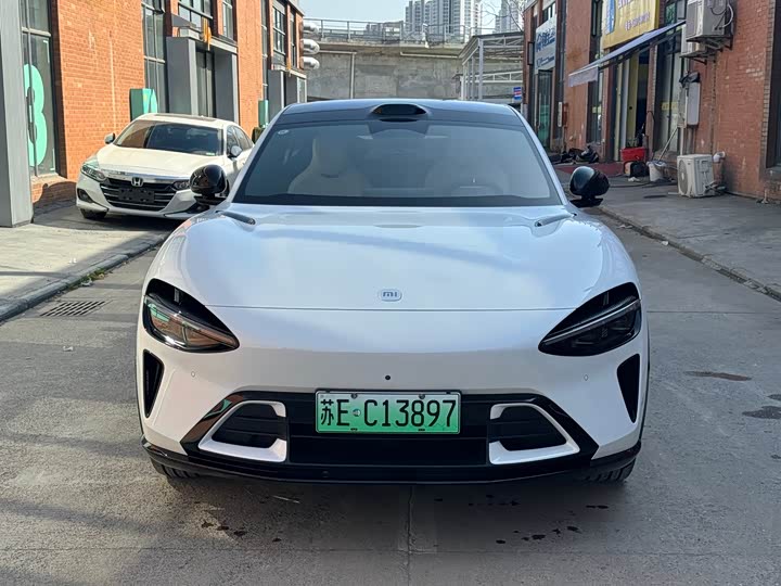 Фото 2 - Xiaomi YU7