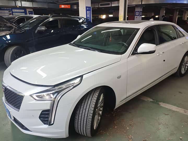 Фото 2 - Cadillac CT6