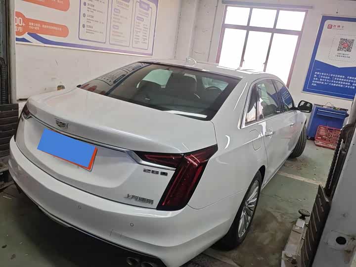 Фото 9 - Cadillac CT6