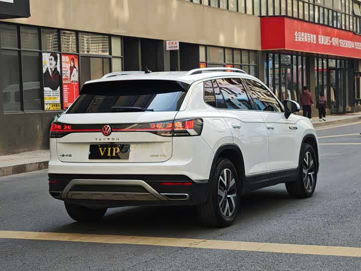 Фото 9 - Volkswagen Tayron