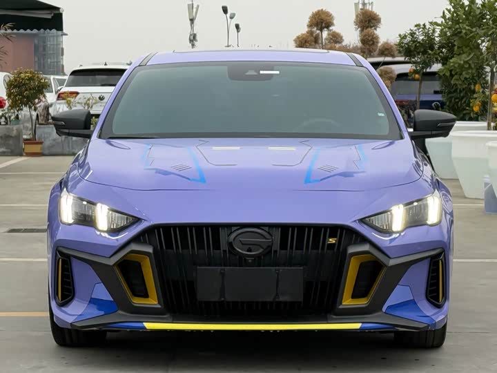 Фото 2 - GAC Trumpchi Empow R