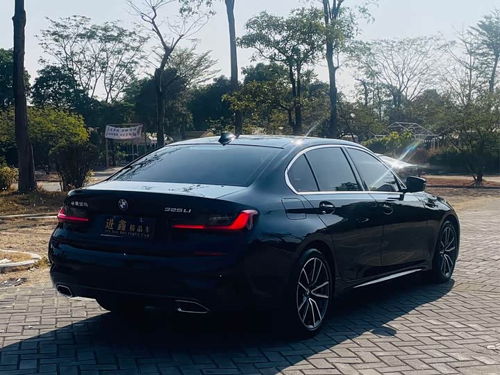 Фото 4 - BMW 3 Series