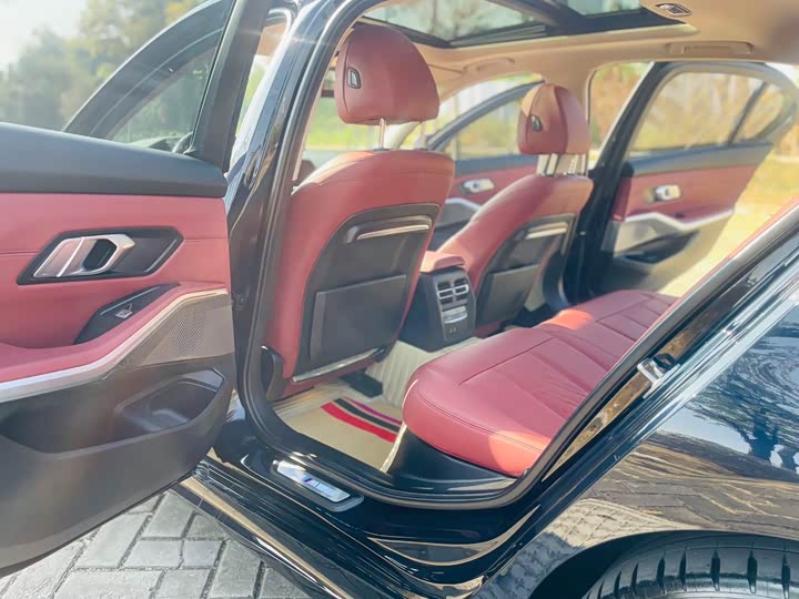 Фото 9 - BMW 3 Series