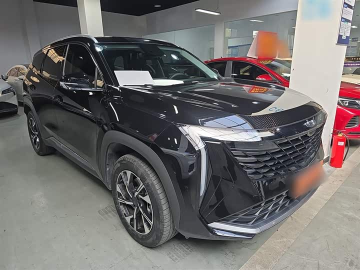 Фото 4 - Geely Atlas L