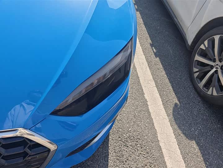 Фото 5 - Audi A5