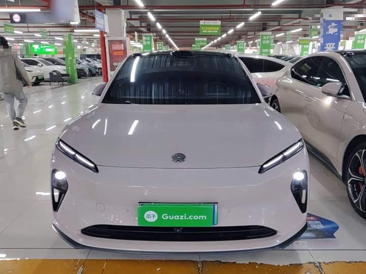 Фото 3 - Nio ET5