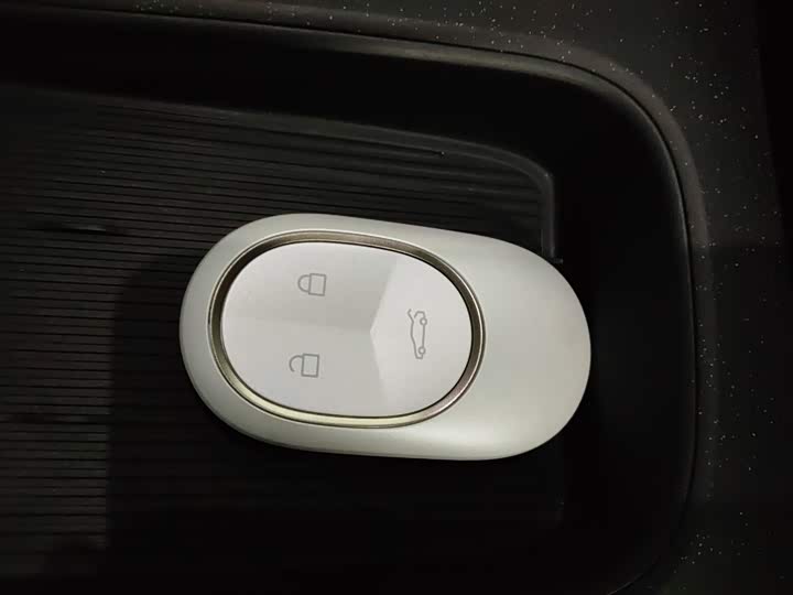 Фото 9 - Nio ET5