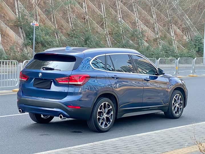Фото 4 - BMW X1