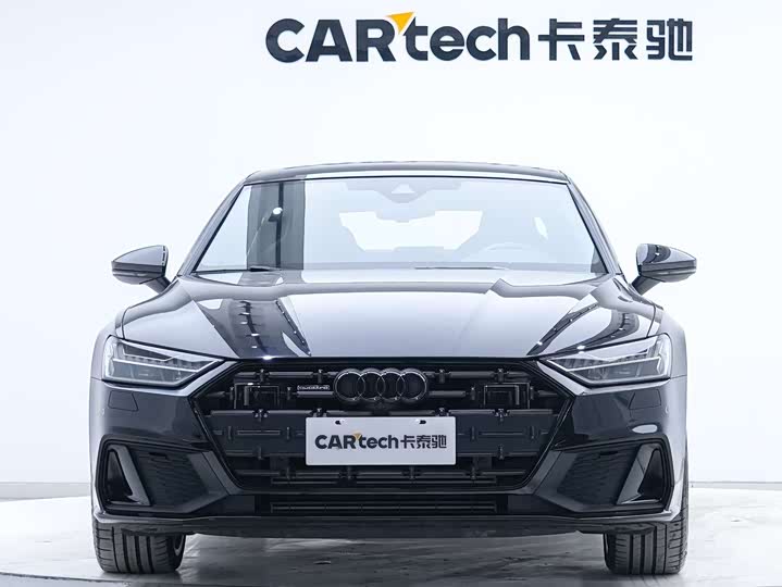 Фото 6 - Audi A7L