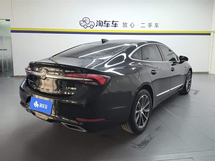 Фото 3 - Buick LaCrosse