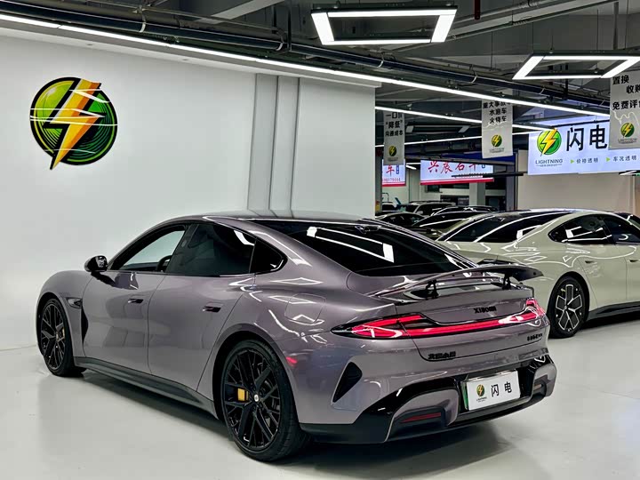 Фото 6 - Xiaomi SU7