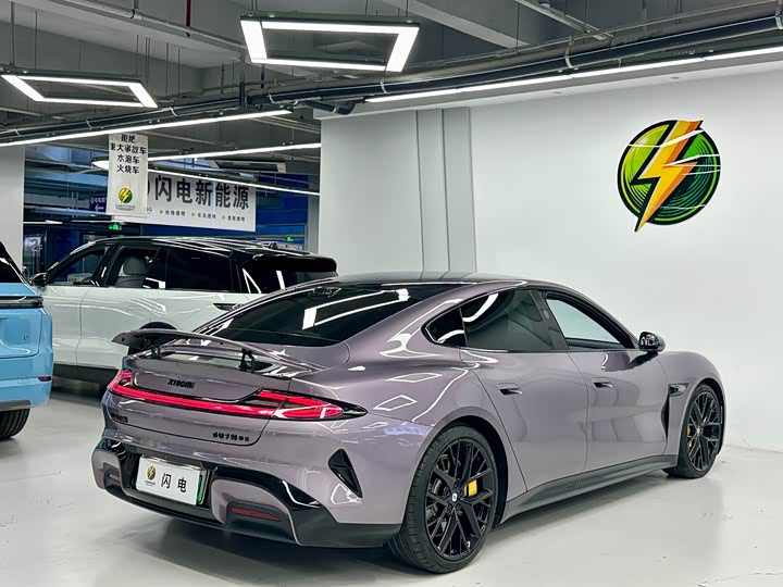 Фото 7 - Xiaomi SU7