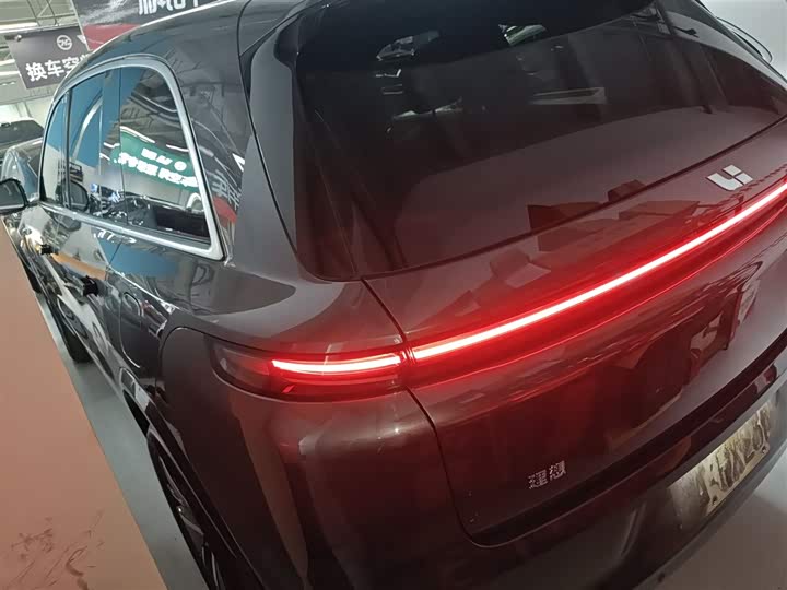 Фото 5 - LiXiang L8