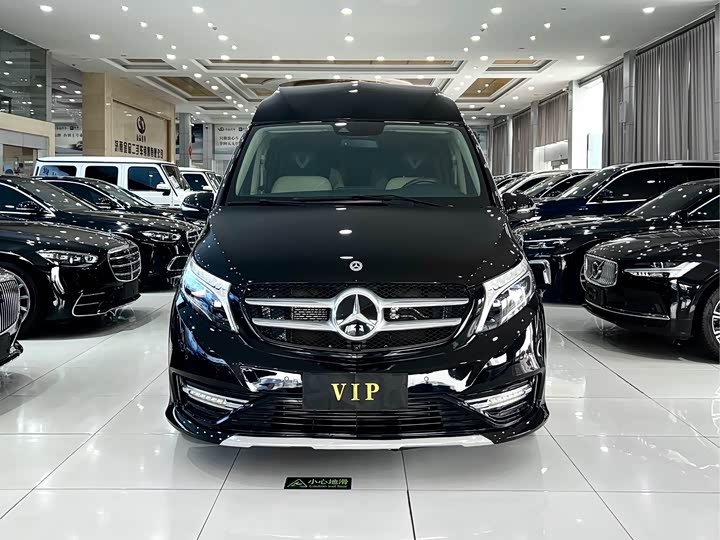 Фото 3 - Mercedes-Benz V-Class