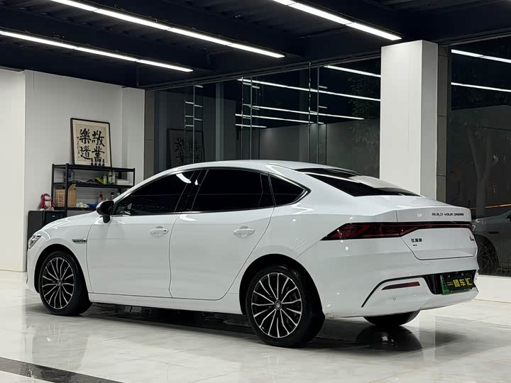 Фото 4 - BYD Qin Plus