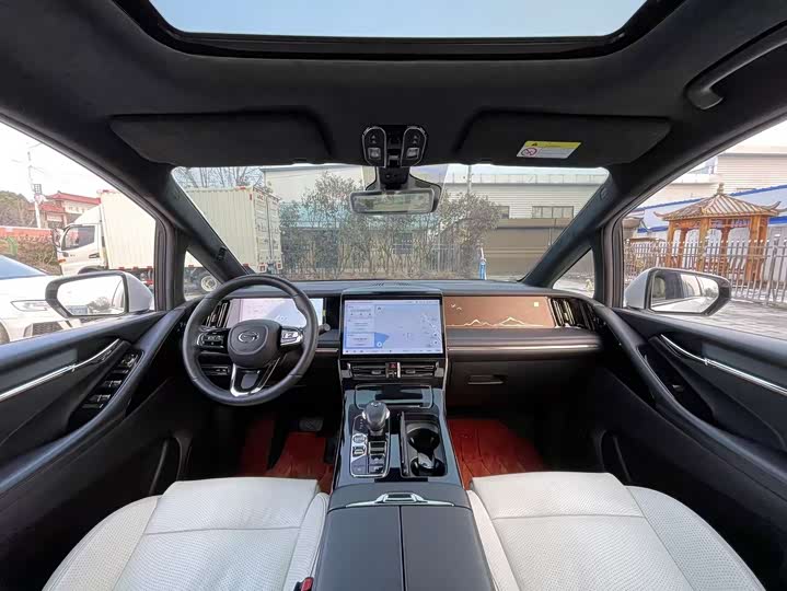 Фото 7 - GAC Trumpchi M8